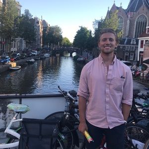 Meet your Posher, Corey